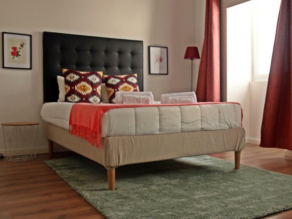 Stone House Hotel ปอนตาเดลกาดา ภายนอก รูปภาพ