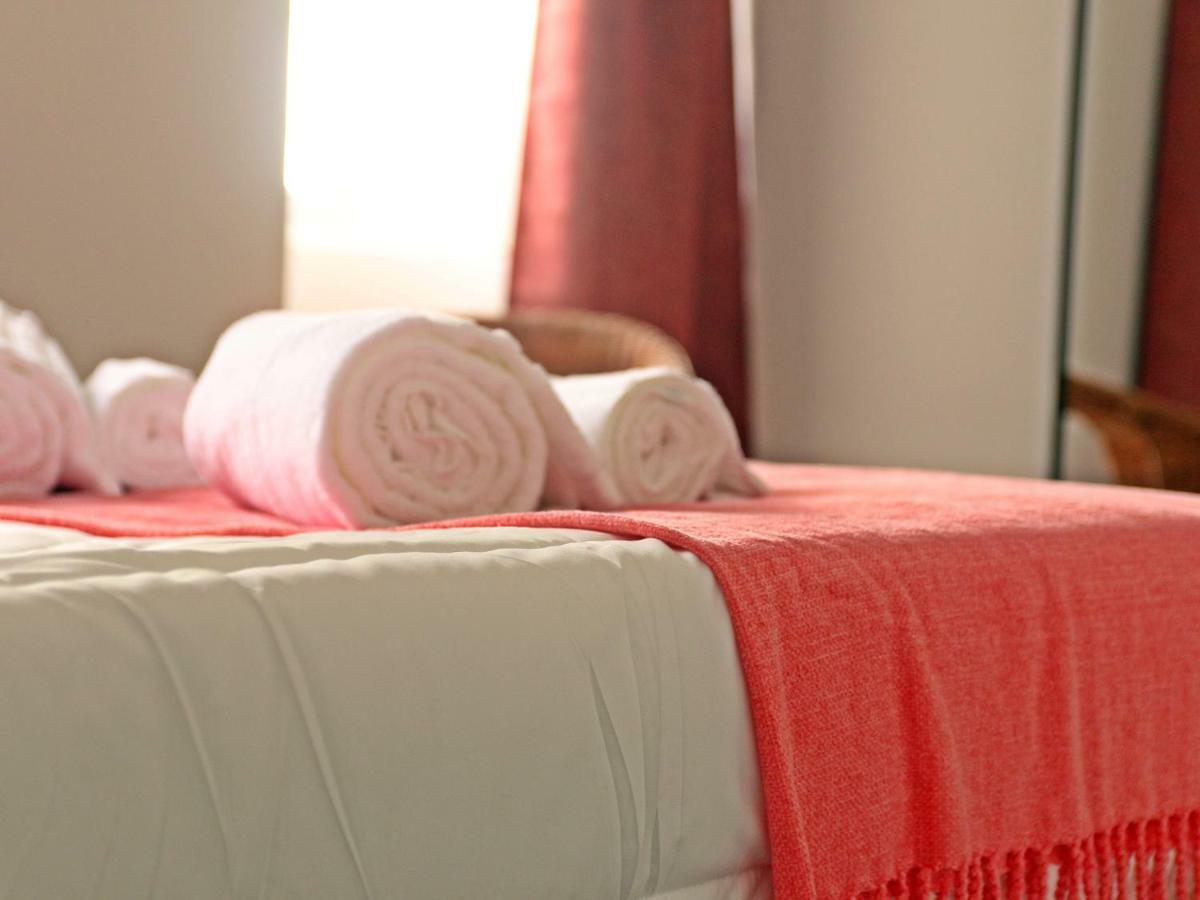 Stone House Hotel ปอนตาเดลกาดา ภายนอก รูปภาพ