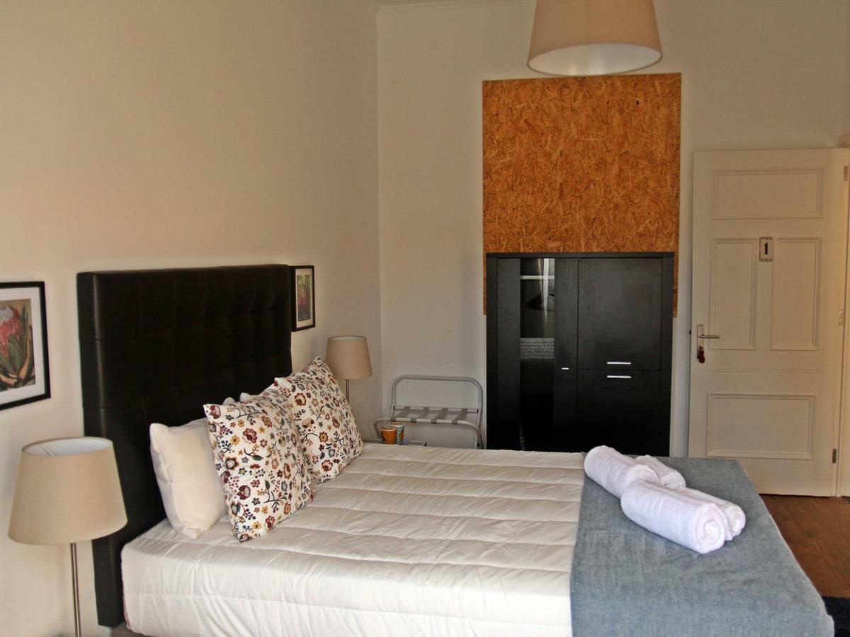 Stone House Hotel ปอนตาเดลกาดา ภายนอก รูปภาพ